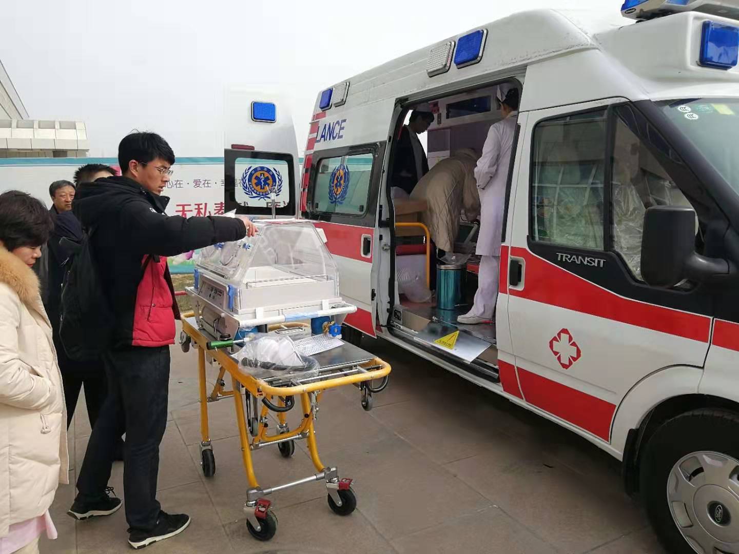 哈尔滨救护车转院